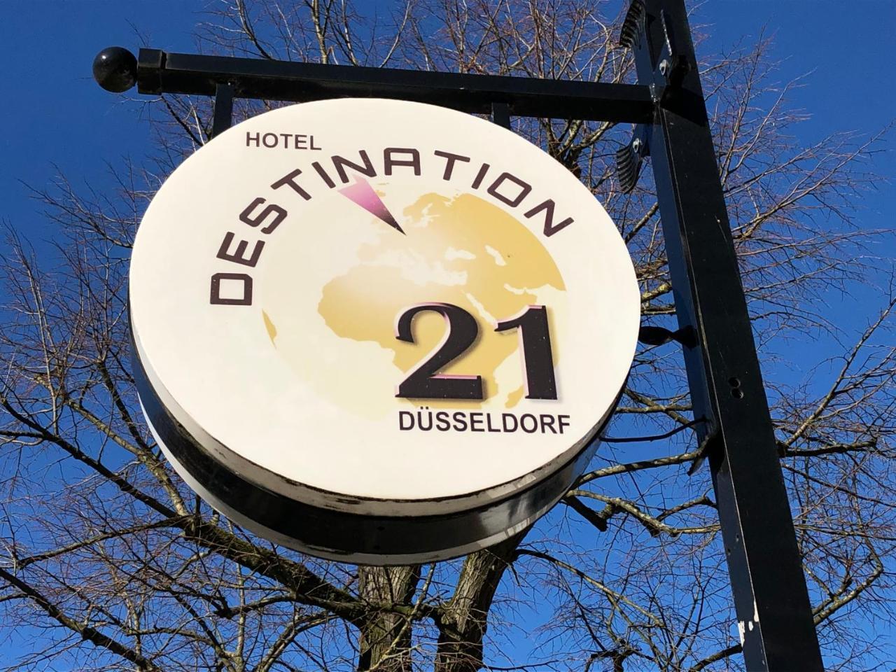 Hotel Destination 21 Дюселдорф Екстериор снимка