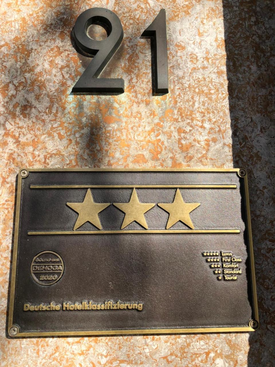 Hotel Destination 21 Дюселдорф Екстериор снимка